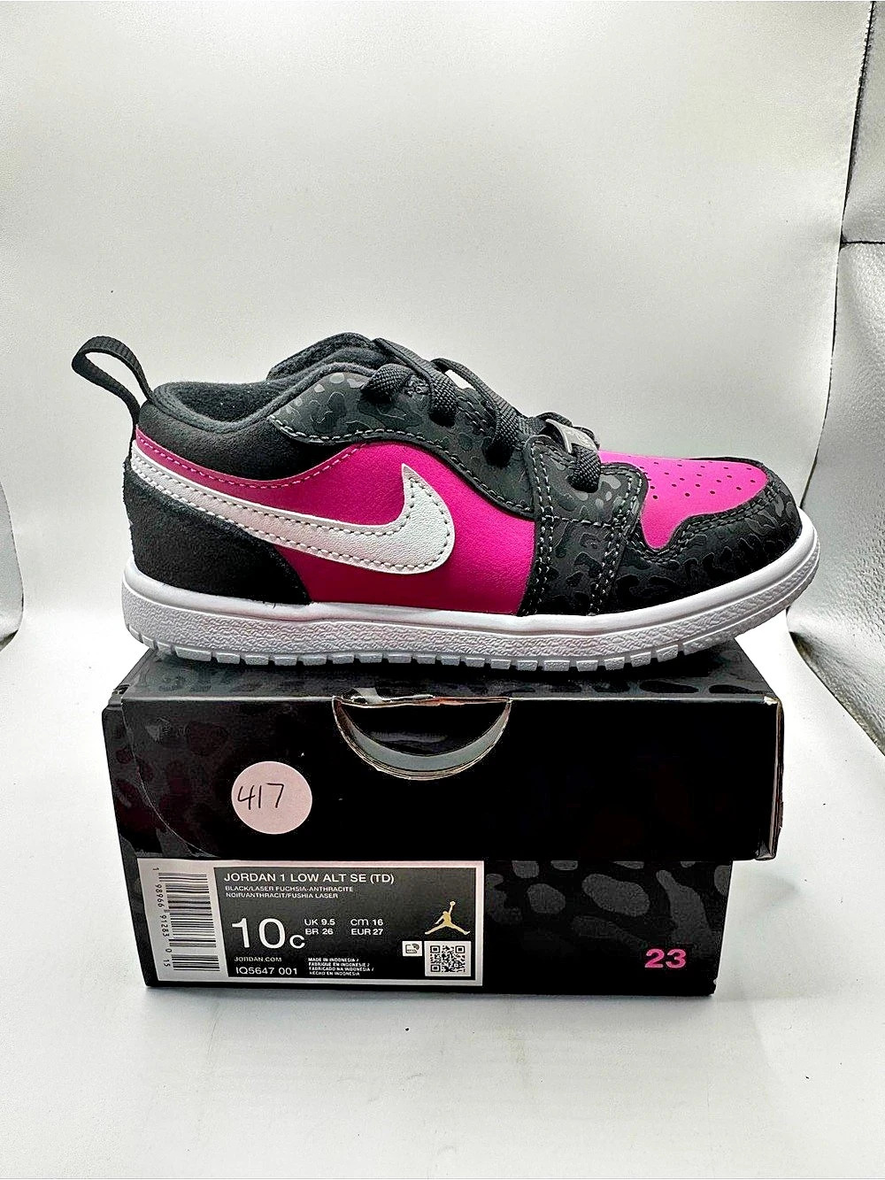 Jordan 1 Low Sneakers in Pink & Black US 10.5